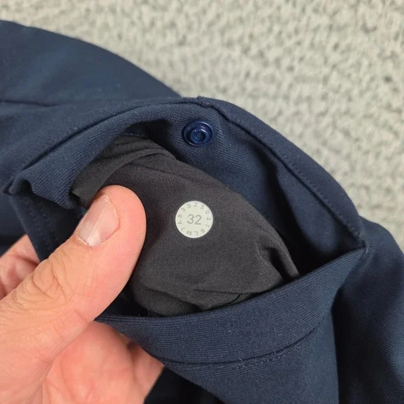 Lululemon Short Mens 32 Blue Commission Sport Athleisure Golf Preppy Casual - Picture 9 of 9